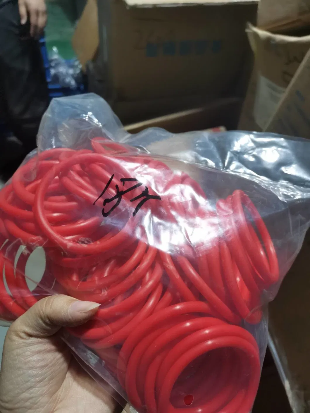 O-RING CR personnalisable avec une forte adhérence, une résistance élevée à l'usure et une bonne isolation 4